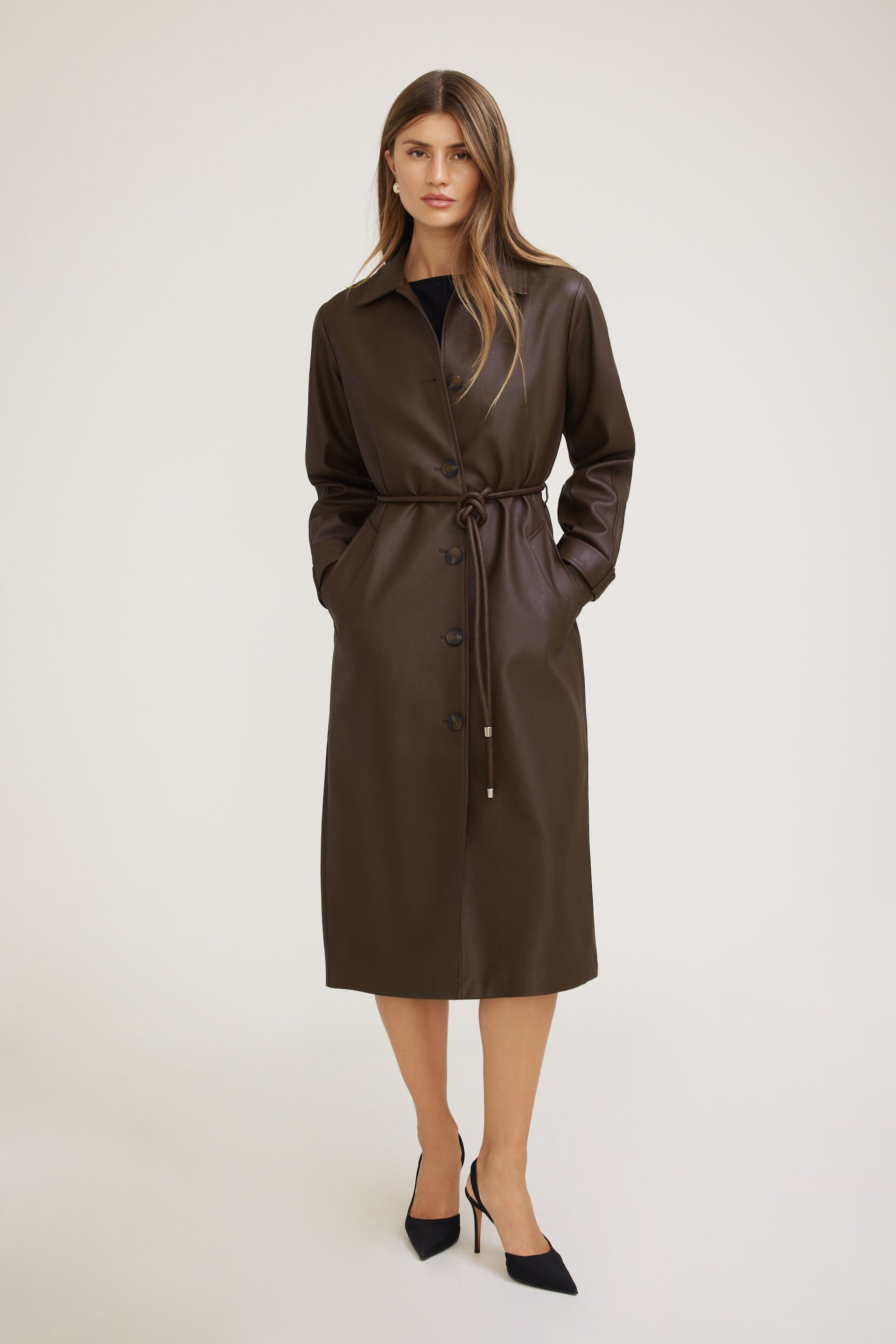 Imperméable en faux cuir