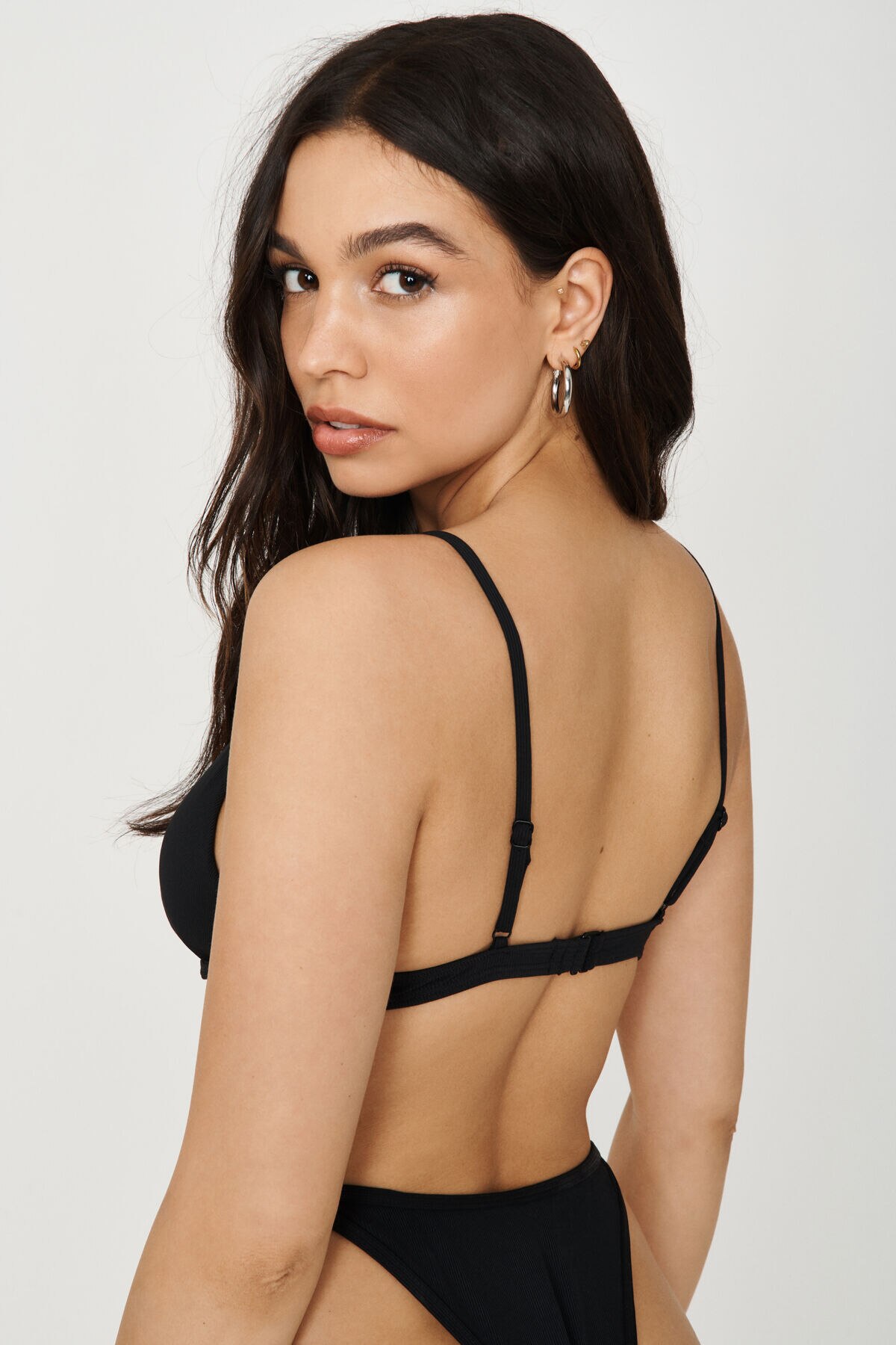 Dynamite Ribbed V-Wire Bikini Top. 4 Dynamite Ribbed V-Wire Bikini Top. 4