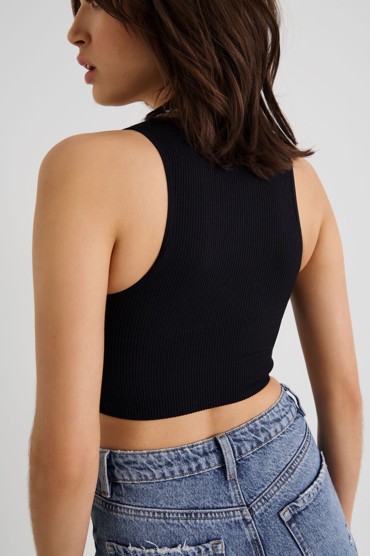 Dynamite Stella Seamless Plunge Tank Top. 5