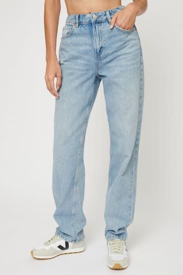 Amber 90s loose jeans.