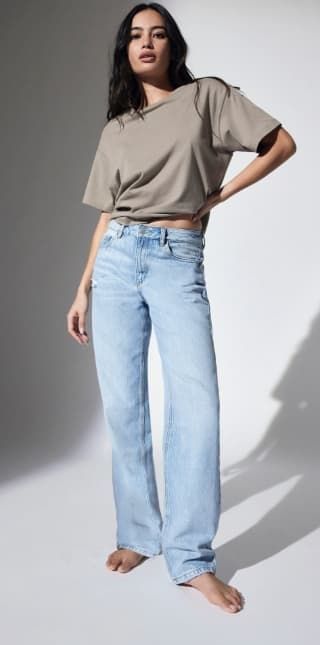 Shop '90s fit jeans