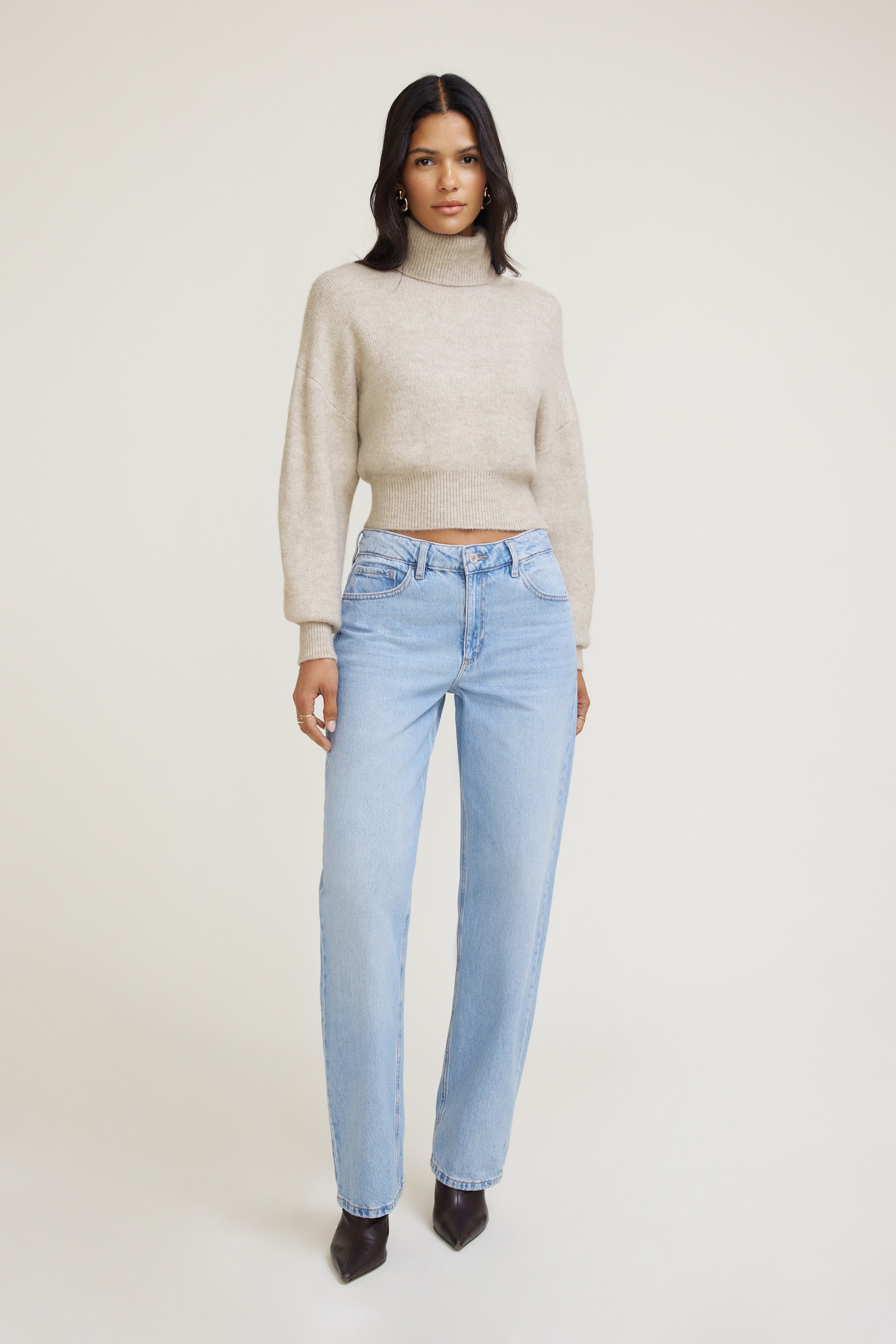 mika Mika Mid Rise Relaxed Straight Leg Jeans Blue | Dynamite