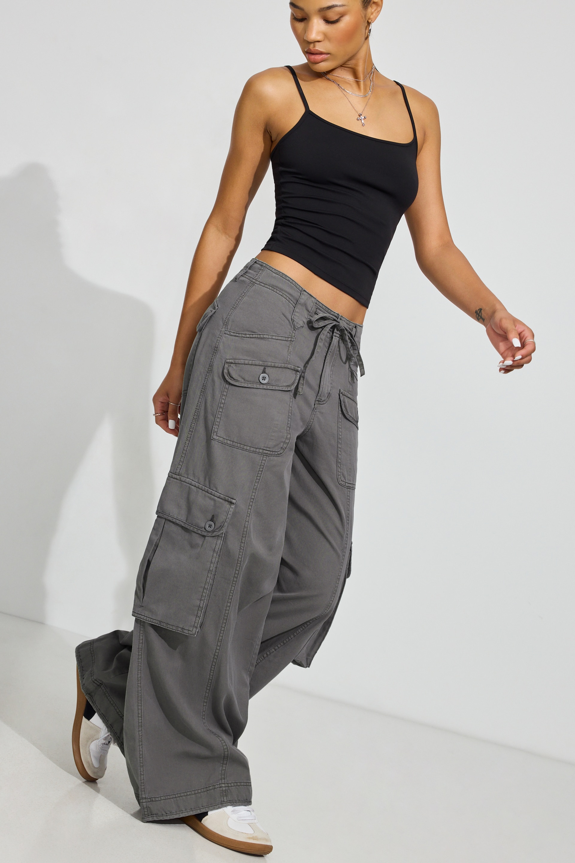Extreme Baggy Cargo Pants Gray | Dynamite